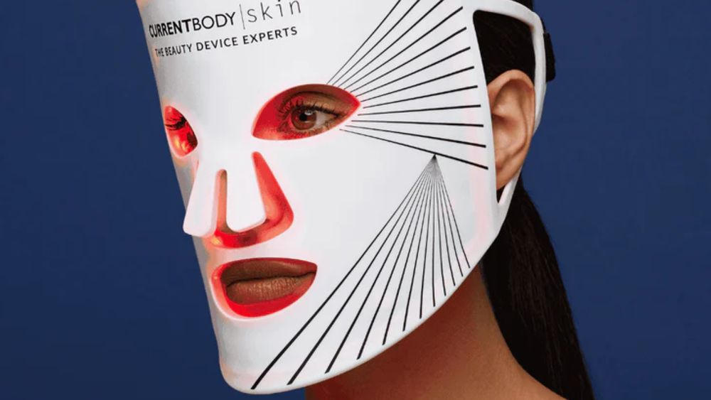 How Should the Laser Face Mask Be Used?