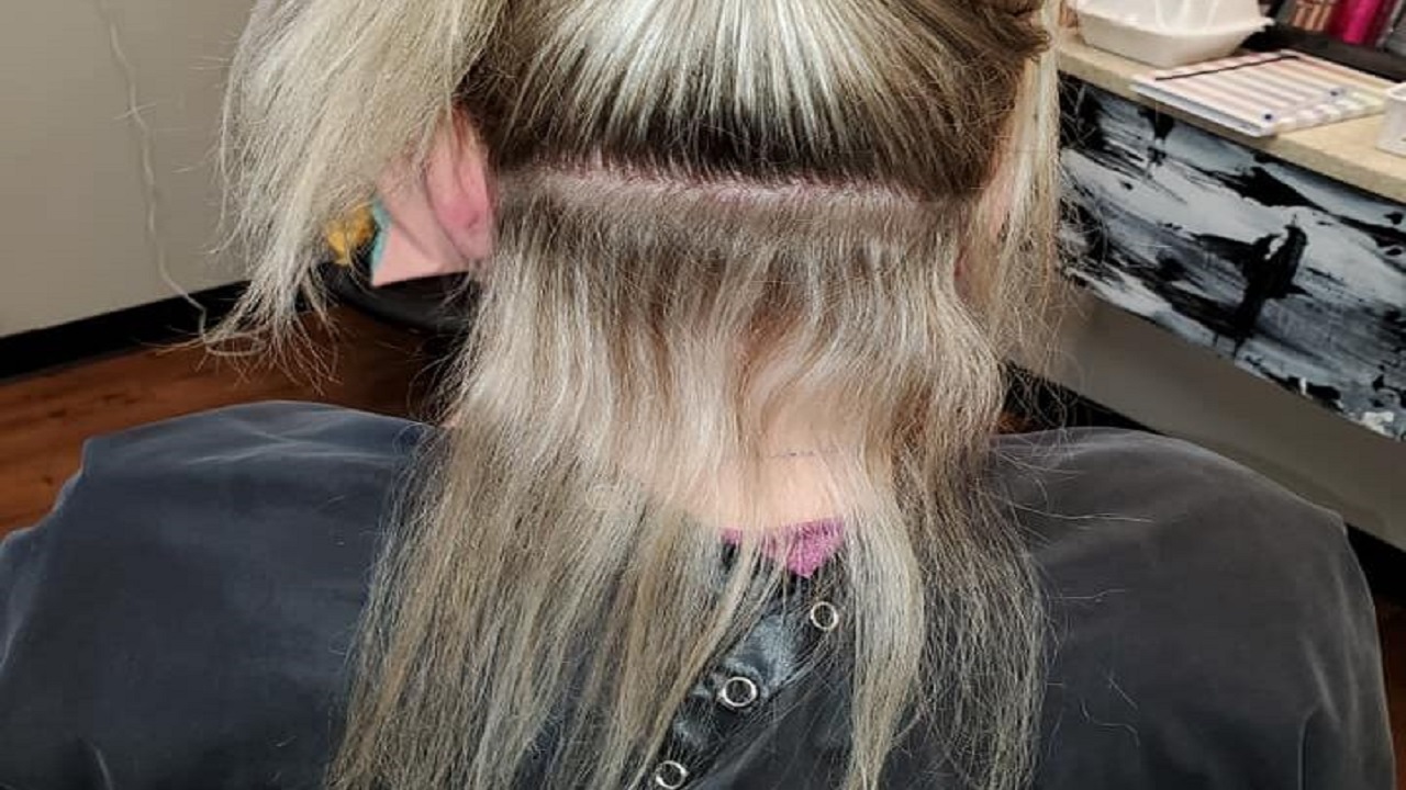 Why Consulting a Professional for 18-Inch Hair Extensions Matters