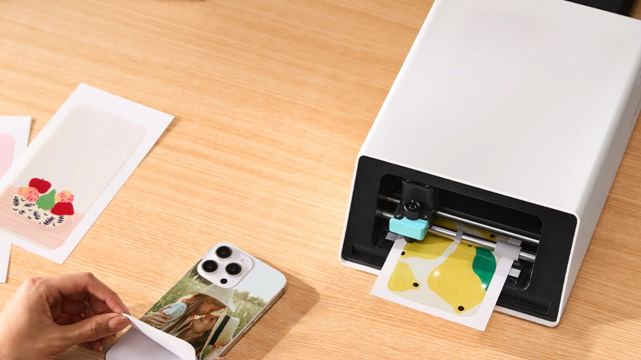 Print, Cut, Create: Unleashing Everyday Creativity with PixCut S1